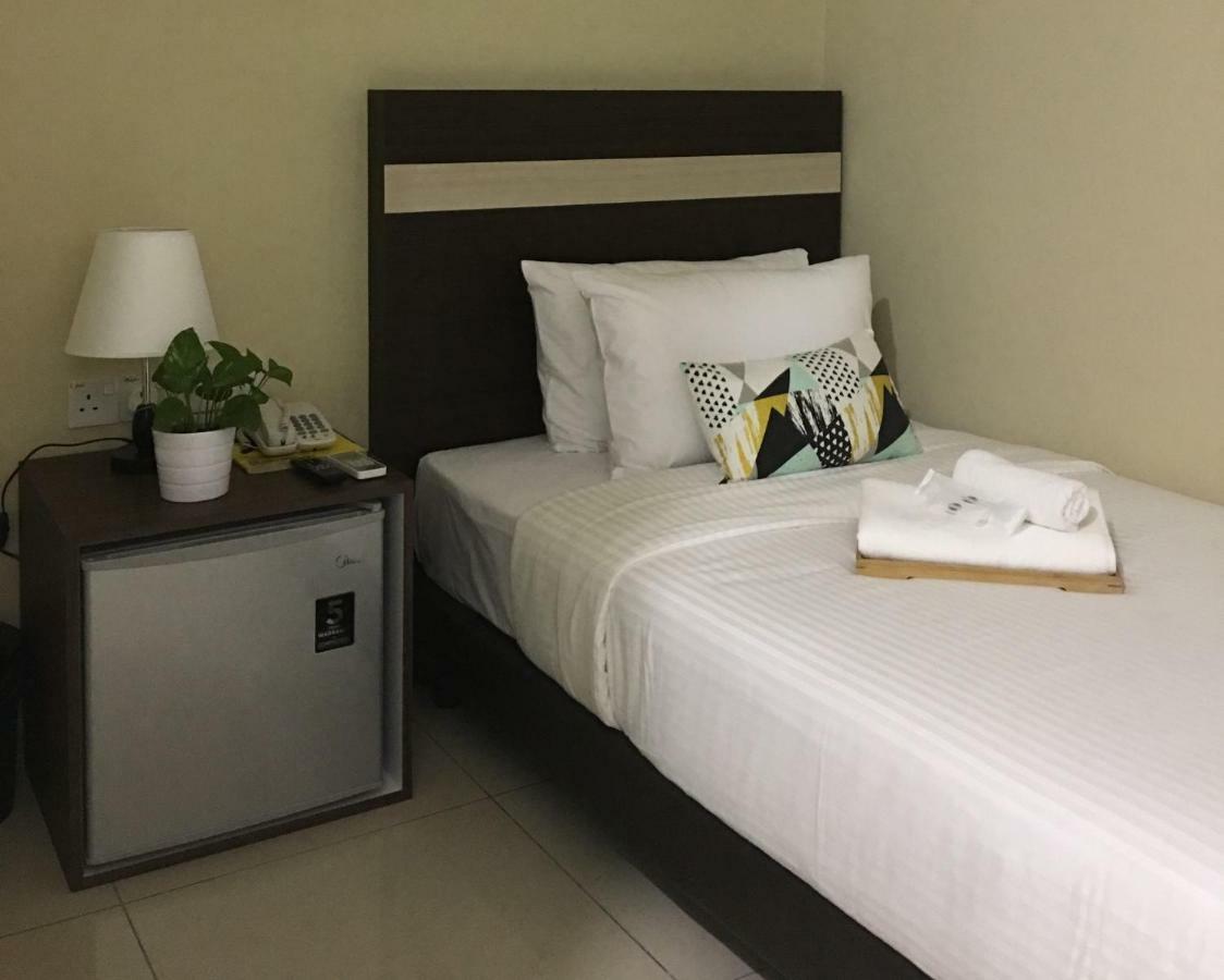 Chemara Boutique Hotel Мірі Екстер'єр фото